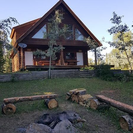 Wettstone Guest Ranch Bed and Breakfast Bridge Lake Εξωτερικό φωτογραφία