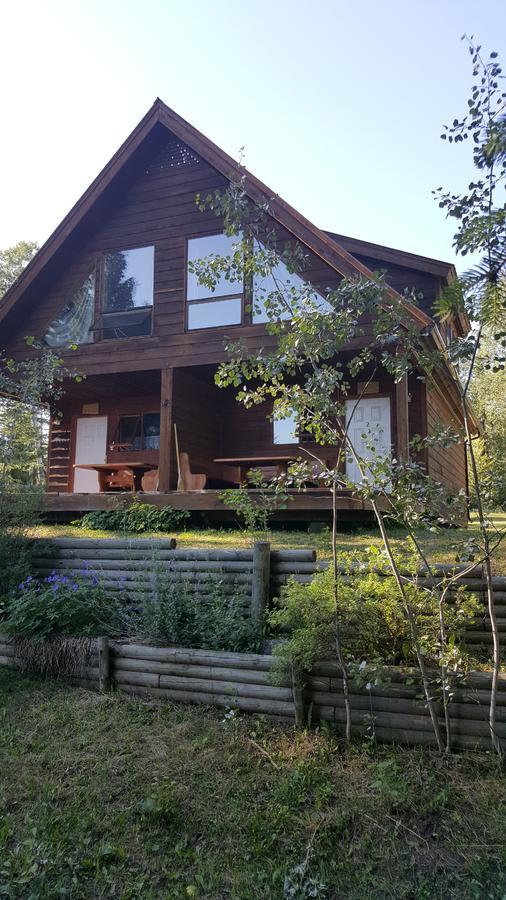 Wettstone Guest Ranch Bed and Breakfast Bridge Lake Εξωτερικό φωτογραφία