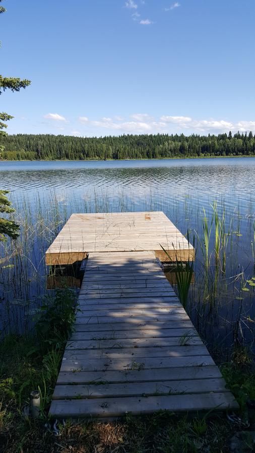 Wettstone Guest Ranch Bed and Breakfast Bridge Lake Εξωτερικό φωτογραφία